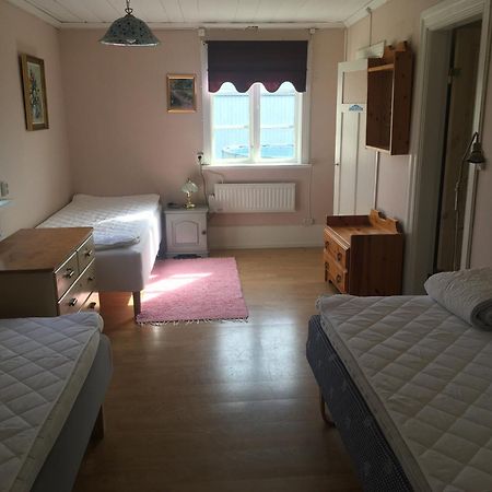 Enkoeping Cottage Екстер'єр фото