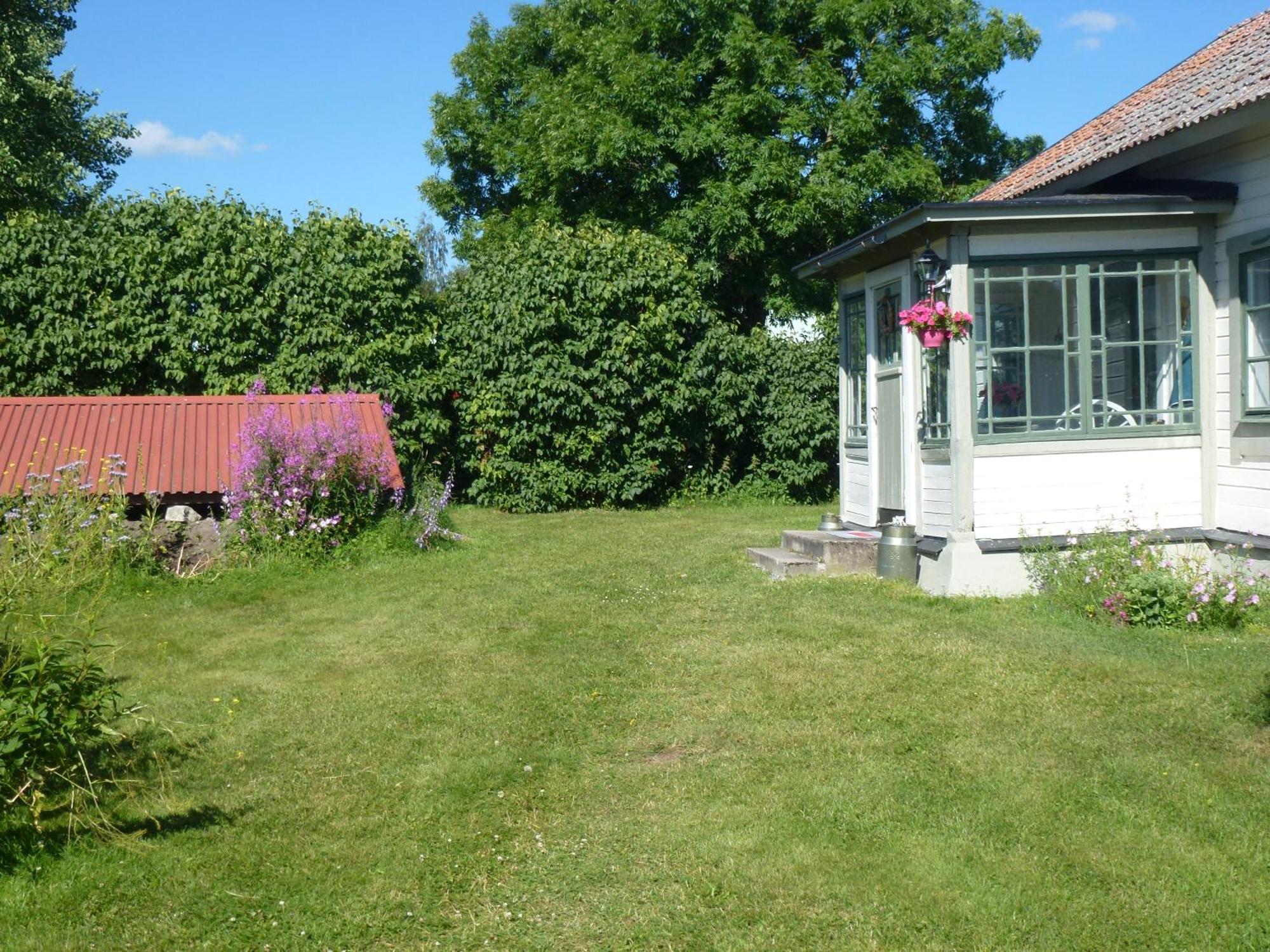 Enkoeping Cottage Екстер'єр фото